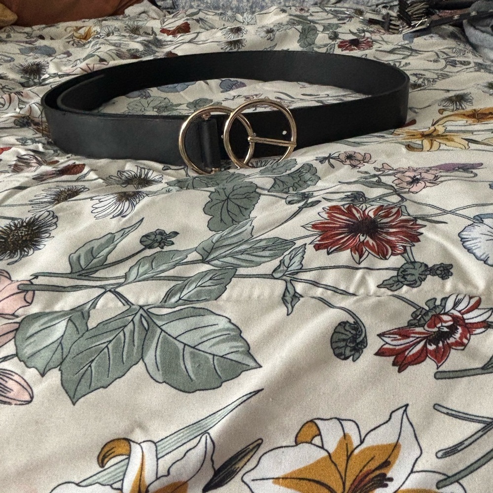 Elegant Black Belt with Gold Buckle